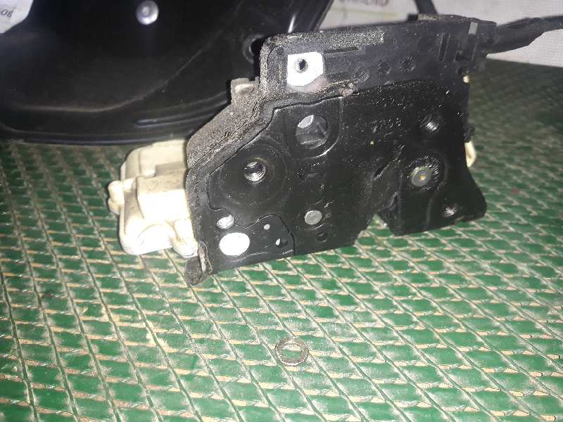 CERRADURA PUERTA DELANTERA DERECHA