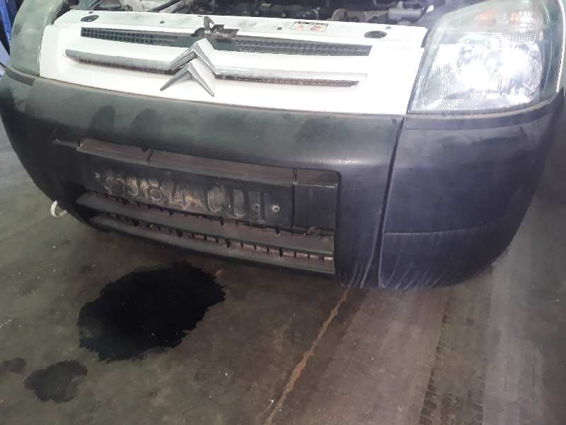 PARAGOLPES DELANTERO