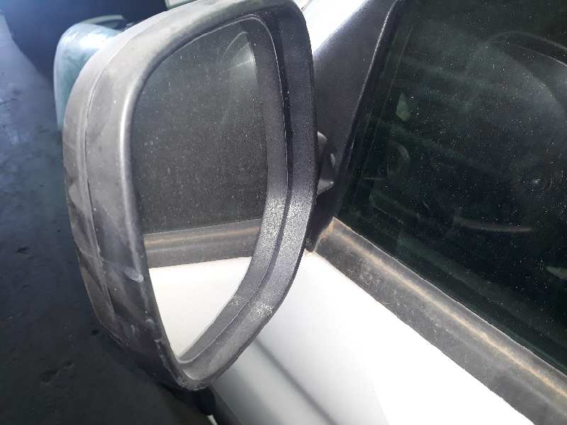 RETROVISOR IZQUIERDO