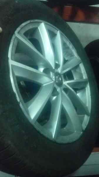 403002460R JUEGO DE LLANTAS RENAULT MEGANE IV BERLINA 5P