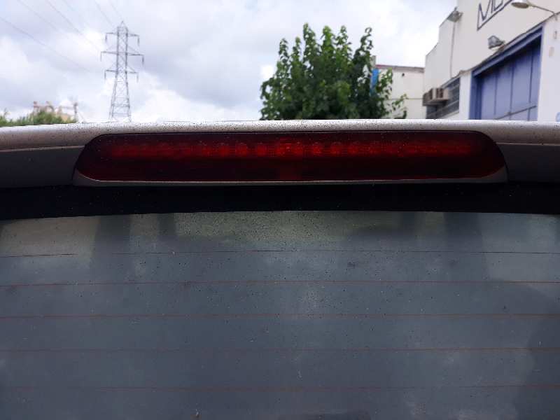 LUZ CENTRAL DE FRENO