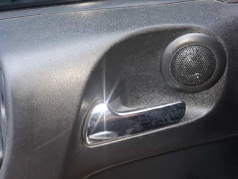 MANETA INTERIOR TRASERA IZQUIERDA