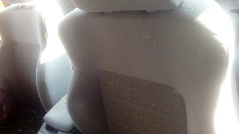 ASIENTO DELANTERO IZQUIERDO