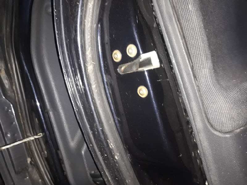 CERRADURA PUERTA DELANTERA IZQUIERDA 