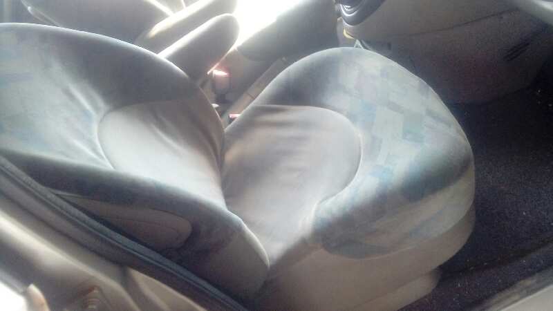 ASIENTO DELANTERO DERECHO