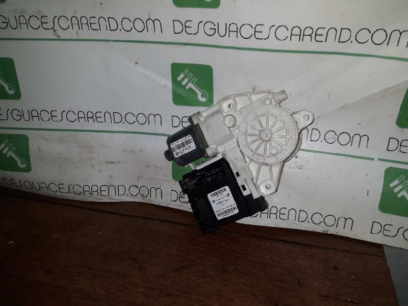 MOTOR ELEVALUNAS DELANTERO IZQUIERDO