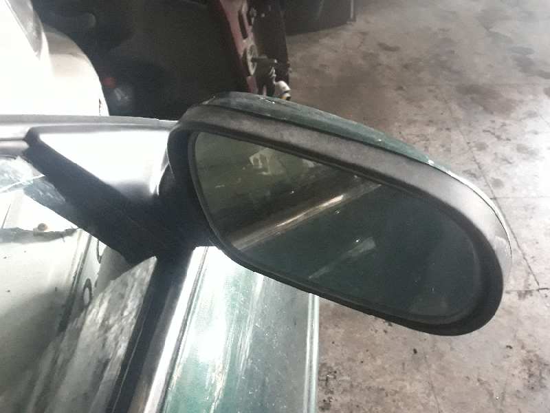 RETROVISOR DERECHO