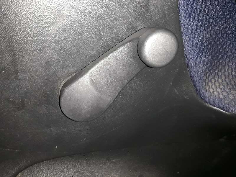 ELEVALUNAS TRASERO DERECHO