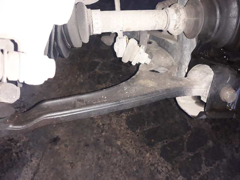 BRAZO SUSPENSION INFERIOR DELANTERO DERECHO