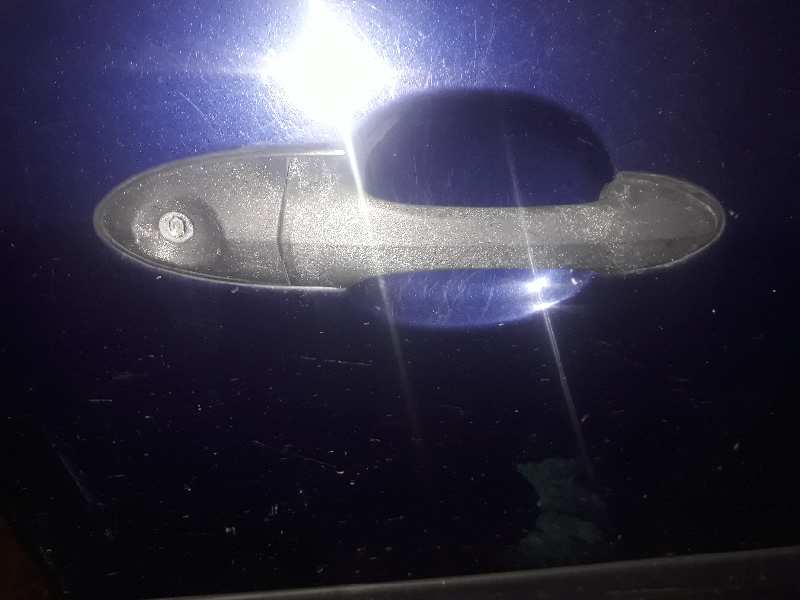 MANETA INTERIOR DELANTERA DERECHA