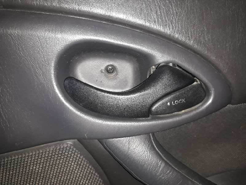 MANETA INTERIOR TRASERA DERECHA