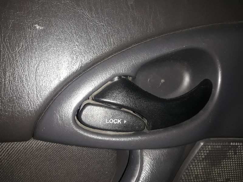 MANETA INTERIOR TRASERA IZQUIERDA