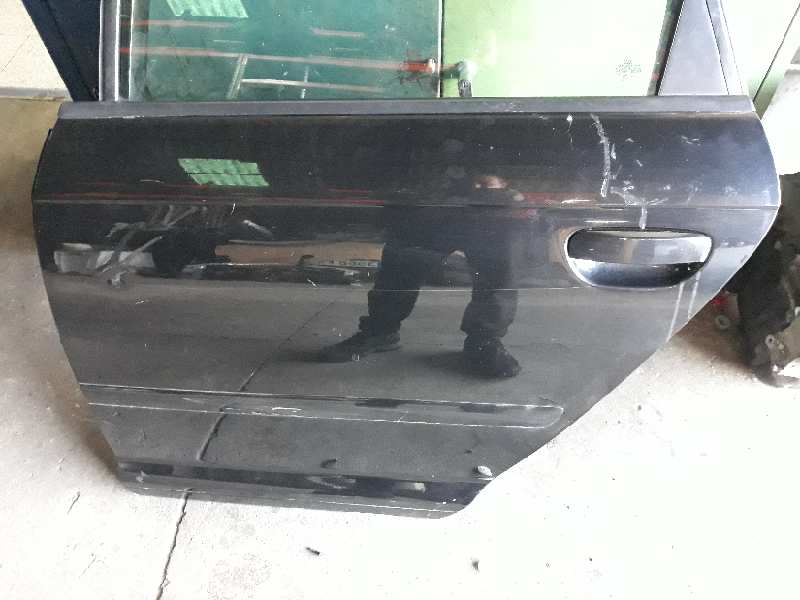 PUERTA TRASERA IZQUIERDA