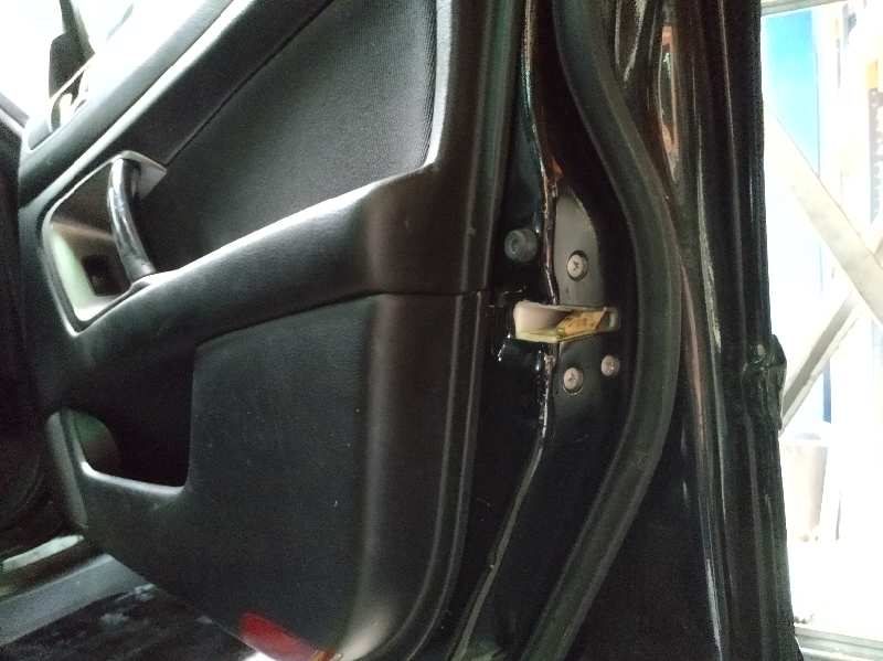 CERRADURA PUERTA DELANTERA DERECHA