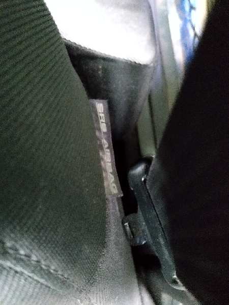 ASIENTO DELANTERO IZQUIERDO
