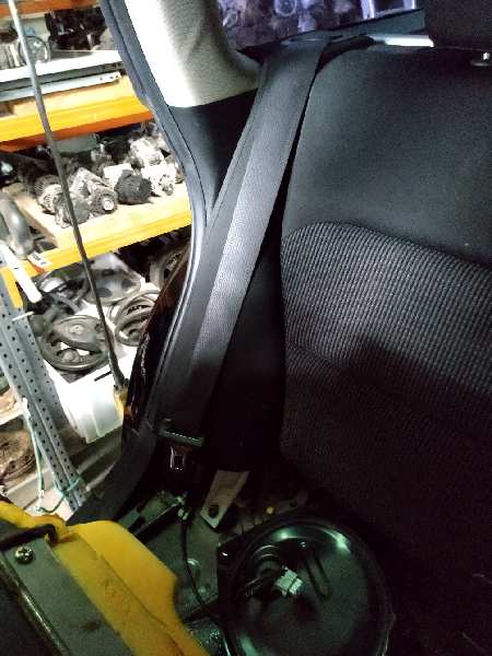 CINTURON SEGURIDAD TRASERO DERECHO