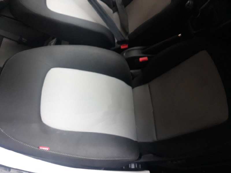 ASIENTO DELANTERO DERECHO