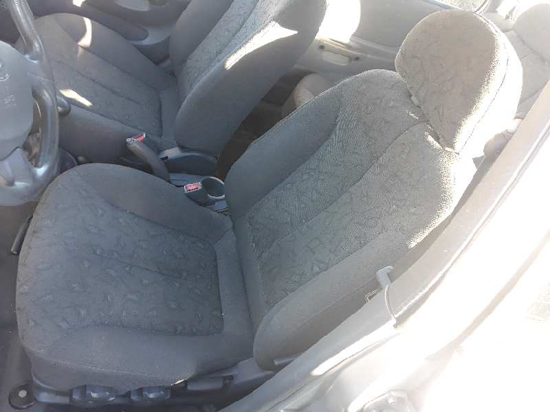 ASIENTO DELANTERO IZQUIERDO