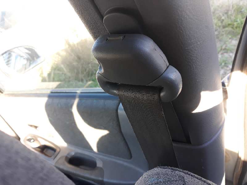 CINTURON SEGURIDAD DELANTERO DERECHO