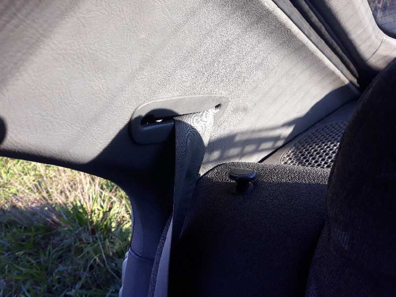 CINTURON SEGURIDAD TRASERO DERECHO