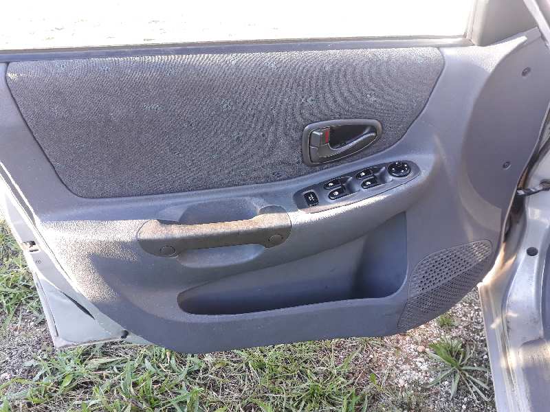 GUARNECIDO PUERTA DELANTERA IZQUIERDA