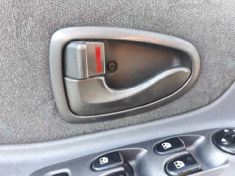 MANETA INTERIOR DELANTERA IZQUIERDA