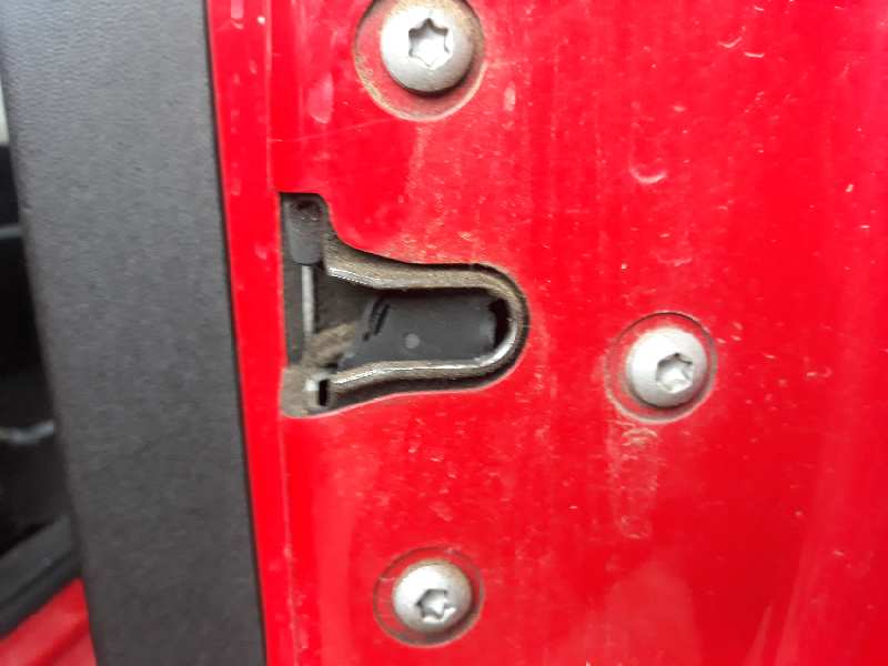 CERRADURA PUERTA DELANTERA DERECHA