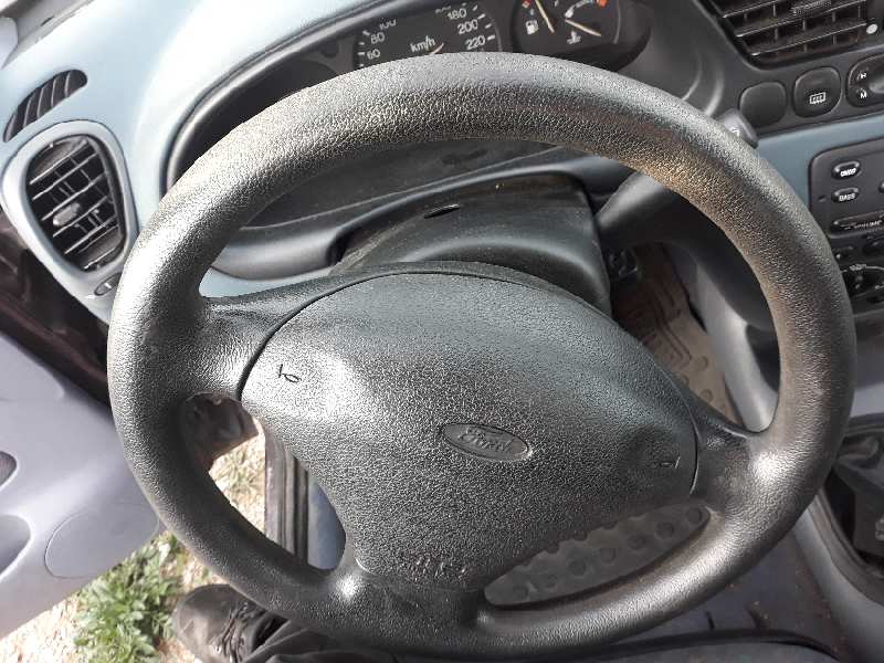 VOLANTE FORD FIESTA BERLINA (DX)