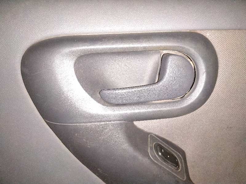 MANETA INTERIOR DELANTERA DERECHA