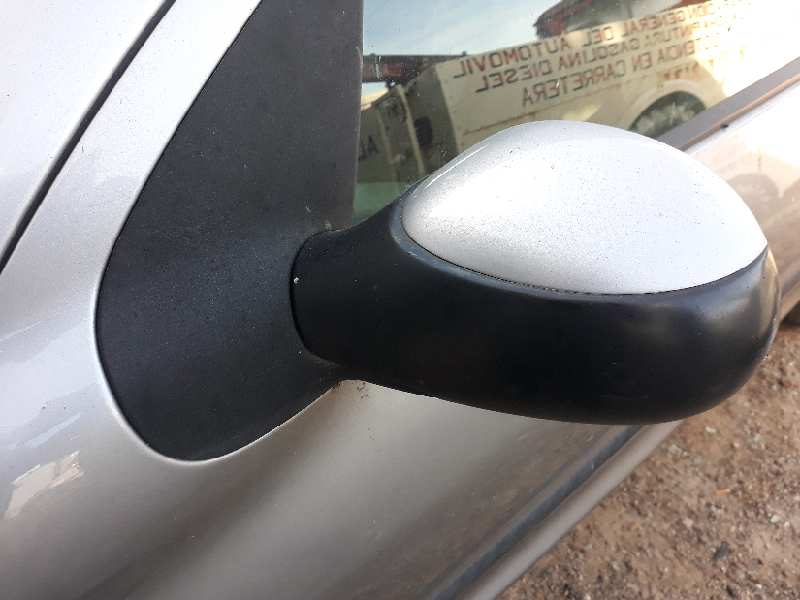 RETROVISOR IZQUIERDO