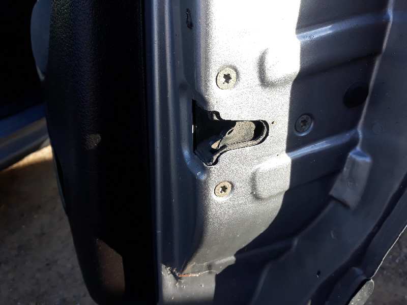 CERRADURA PUERTA DELANTERA DERECHA