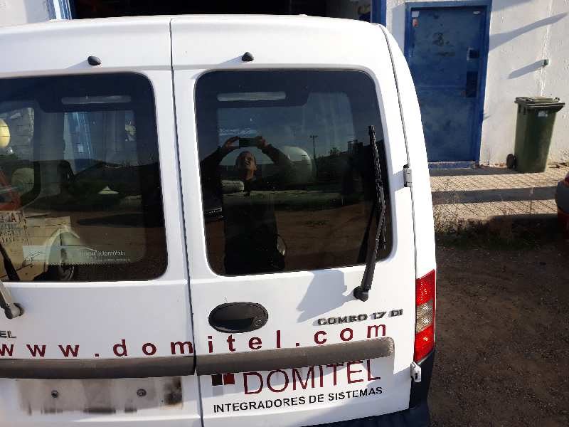 PUERTA TRASERA DERECHA