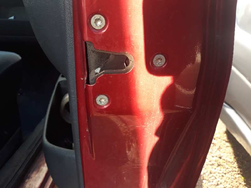 CERRADURA PUERTA DELANTERA DERECHA