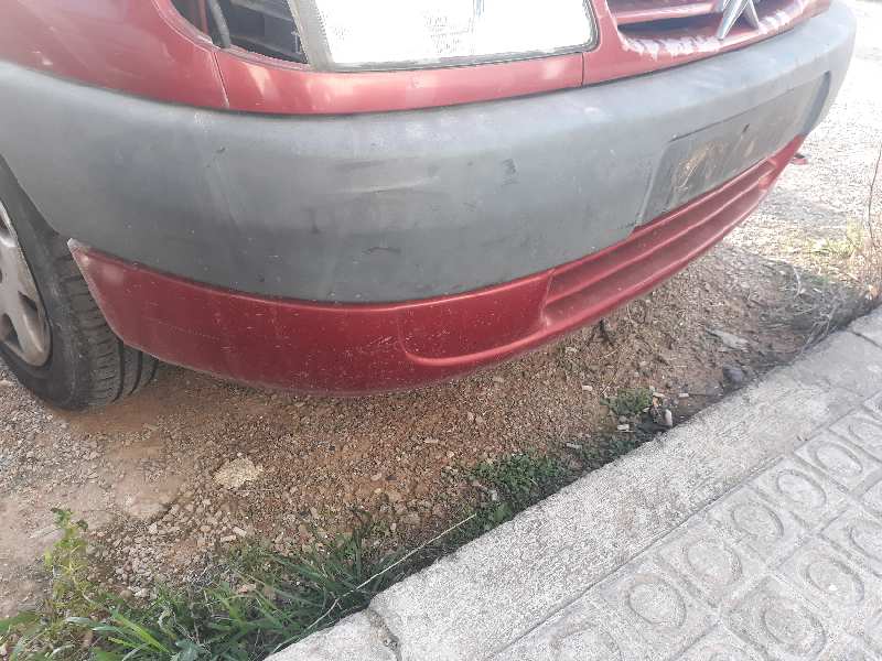 PARAGOLPES DELANTERO