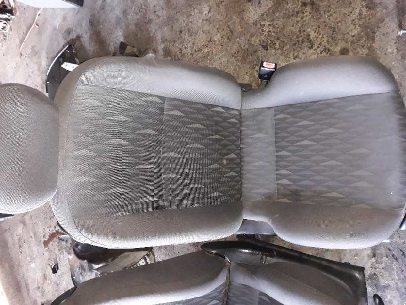 ASIENTO DELANTERO DERECHO