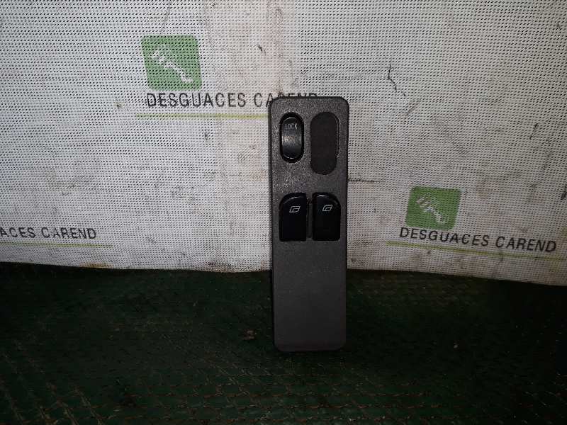 MANDO ELEVALUNAS DELANTERO IZQUIERDO 