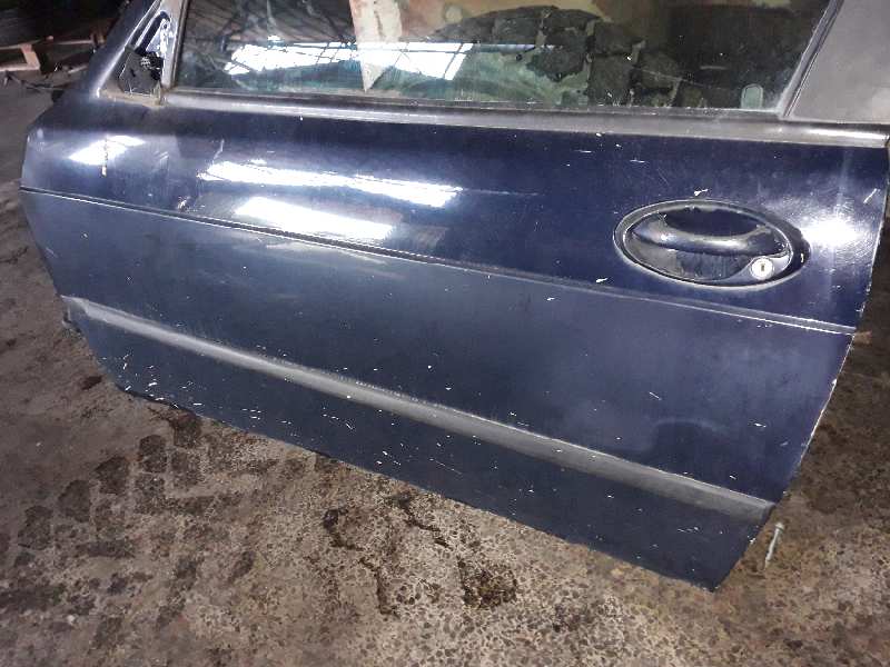 PUERTA DELANTERA IZQUIERDA