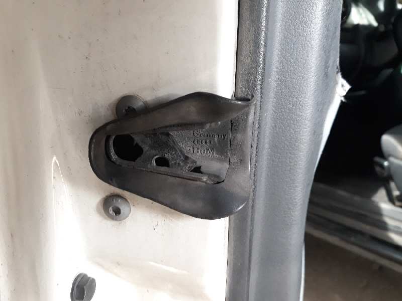 CERRADURA PUERTA DELANTERA IZQUIERDA 