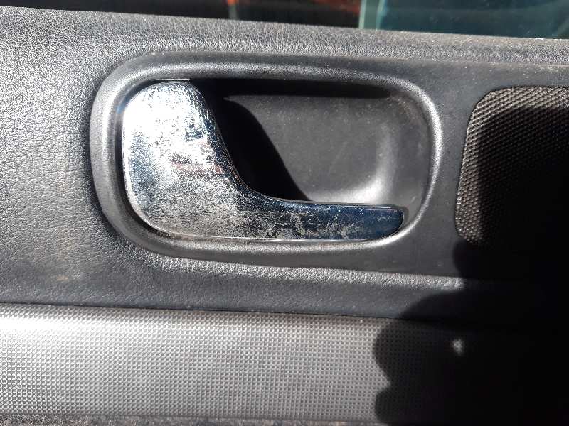 MANETA INTERIOR DELANTERA IZQUIERDA