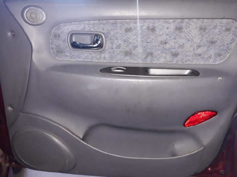 GUARNECIDO PUERTA DELANTERA DERECHA