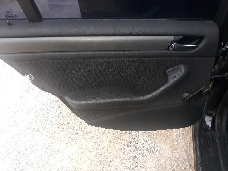 GUARNECIDO PUERTA TRASERA IZQUIERDA