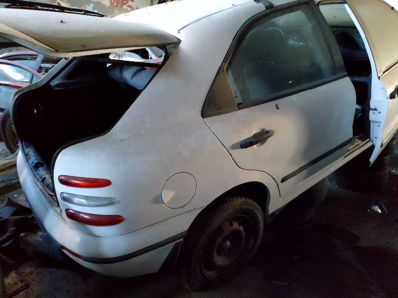 BLANCO PLATA DIESEL GASOLINA DESPIECE COMPLETO FIAT BRAVA (182)