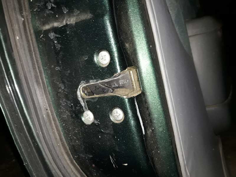 CERRADURA PUERTA DELANTERA IZQUIERDA 