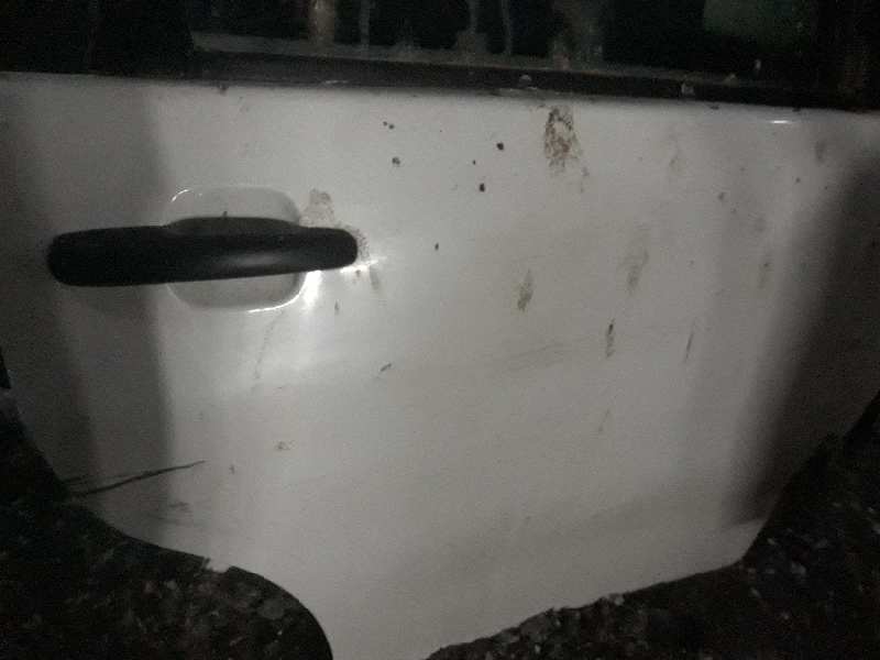 PUERTA TRASERA DERECHA