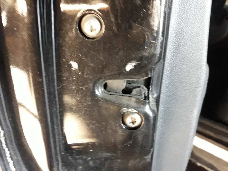 CERRADURA PUERTA DELANTERA IZQUIERDA 