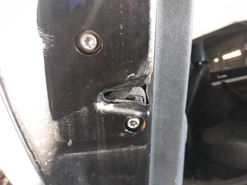 CERRADURA PUERTA TRASERA IZQUIERDA 