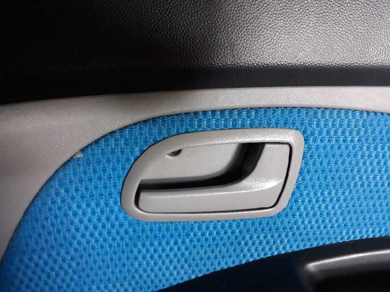 MANETA INTERIOR DELANTERA DERECHA