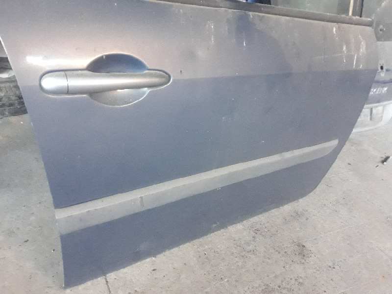 PUERTA DELANTERA DERECHA