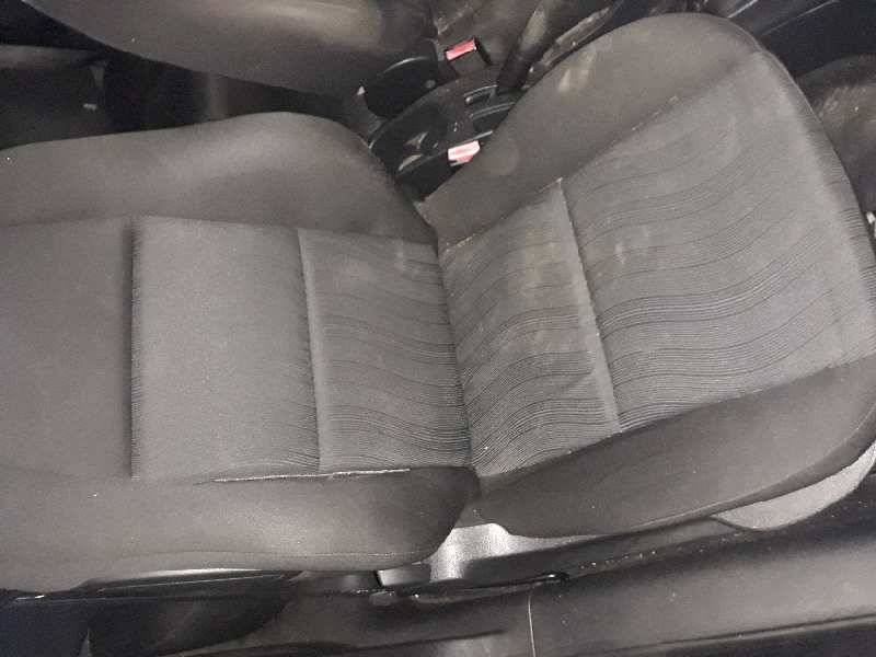 ASIENTO DELANTERO DERECHO