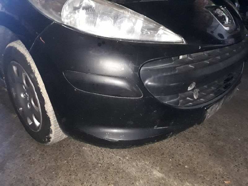 PARAGOLPES DELANTERO